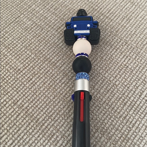 Jeep Pen (Writes in 4 Different Colors)! 🛻 - Picture 3 of 4